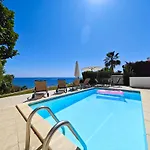 Villa Rosalia Coral Bay