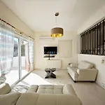 Rosalia Coral Bay