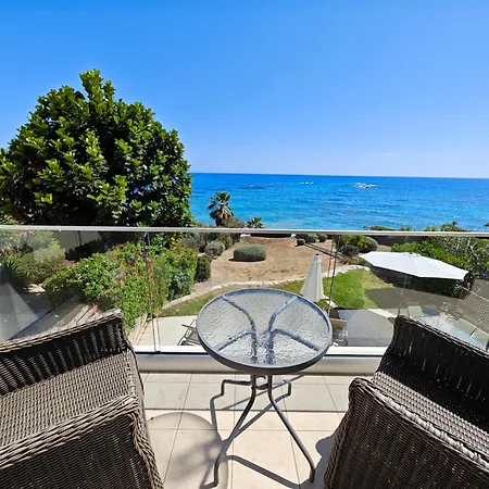 Rosalia Вилла *