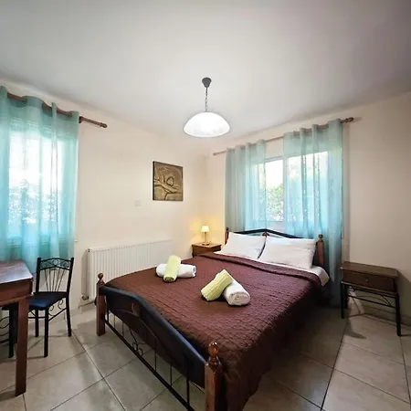Rosalia Coral Bay