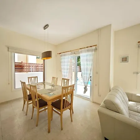 Villa Rosalia Coral Bay