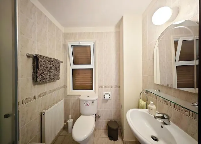 Rosalia Villa Coral Bay